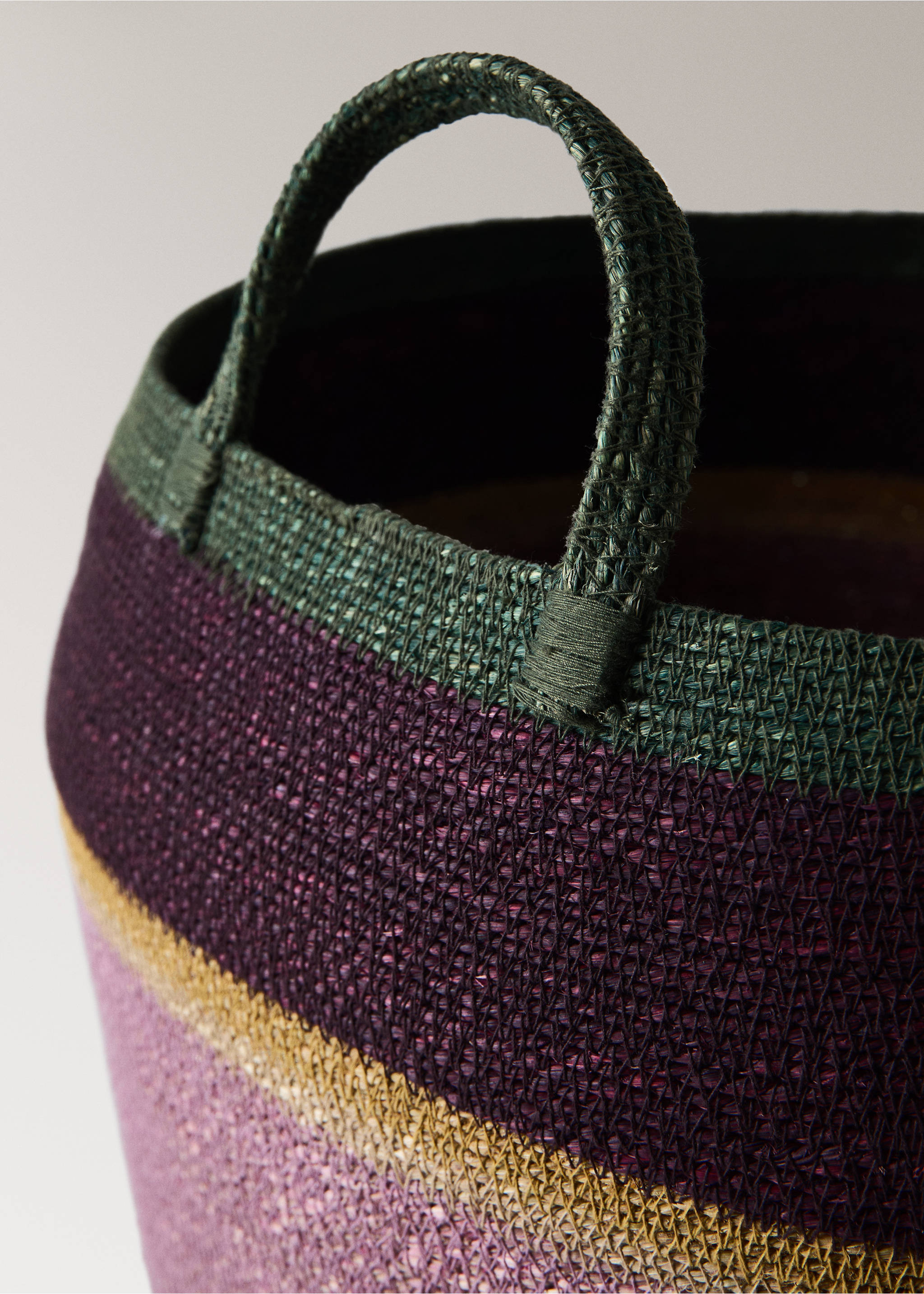 Multicoloured striped seagrass basket - Details of the article 1, Purple. Ref: 37002912-00.