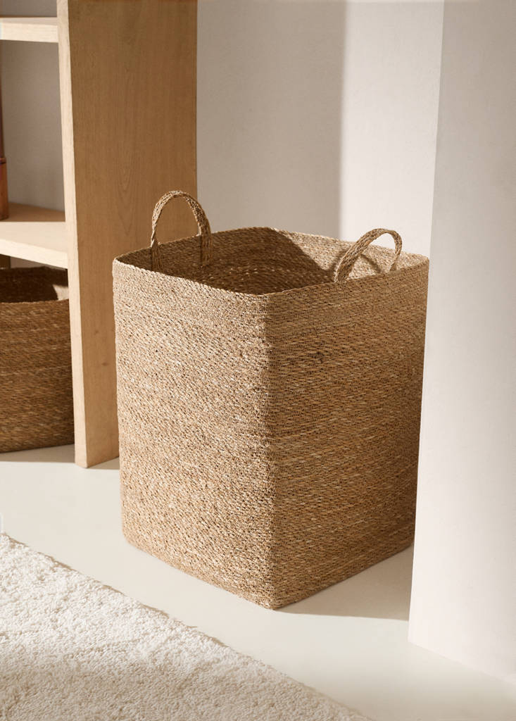 Medium natural fibre rectangular basket — Brown