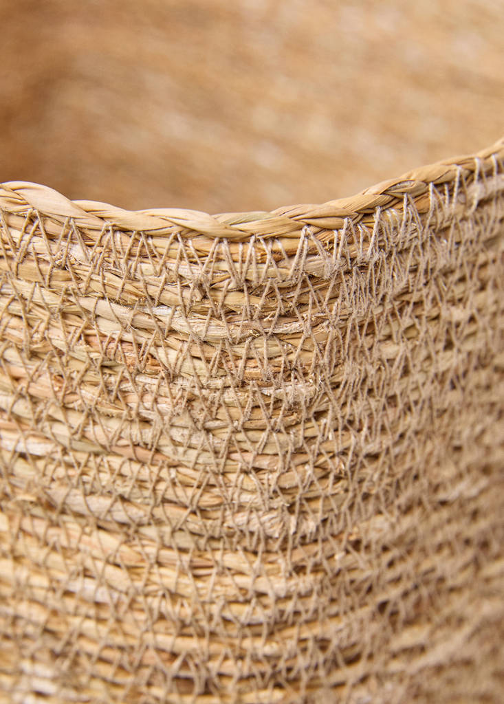 Medium natural fibre rectangular basket — Brown