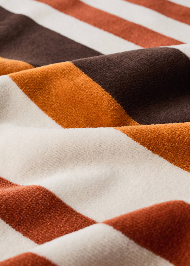 Striped cotton velour bath towel — Tobacco Brown