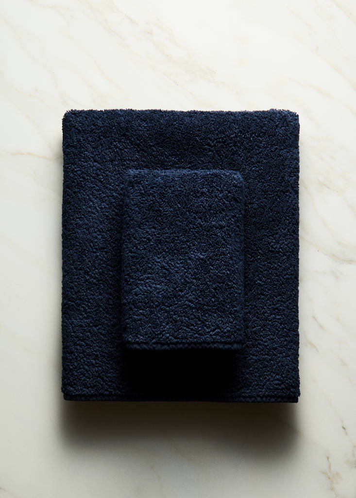 Garment-dyed washcloth — Night Blue