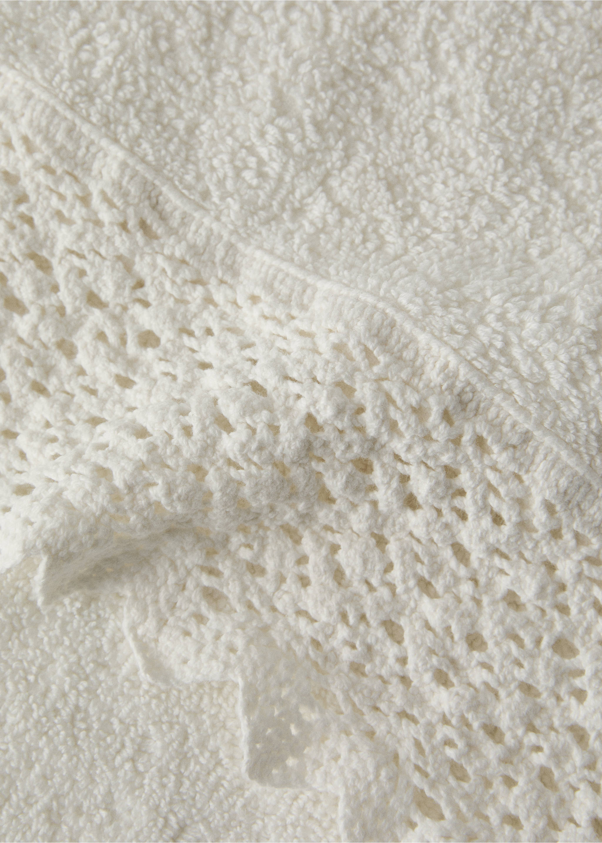 100% cotton guest towel with lace trim - Details of the article 1, Ecru. Ref: 37002946-00.