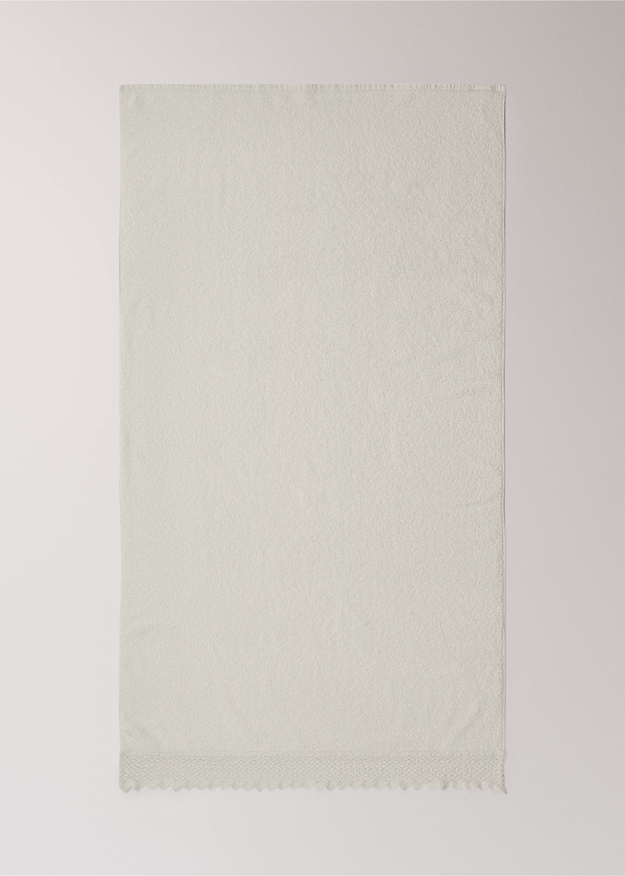 100% cotton bath towel with lace trim - Details of the article 3, Ecru. Ref: 37002948-00.