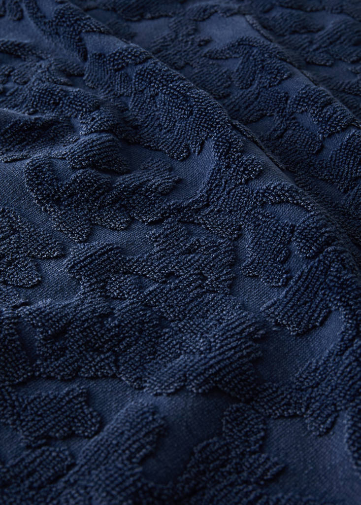 Jacquard cotton bath towel — Indigo Blue