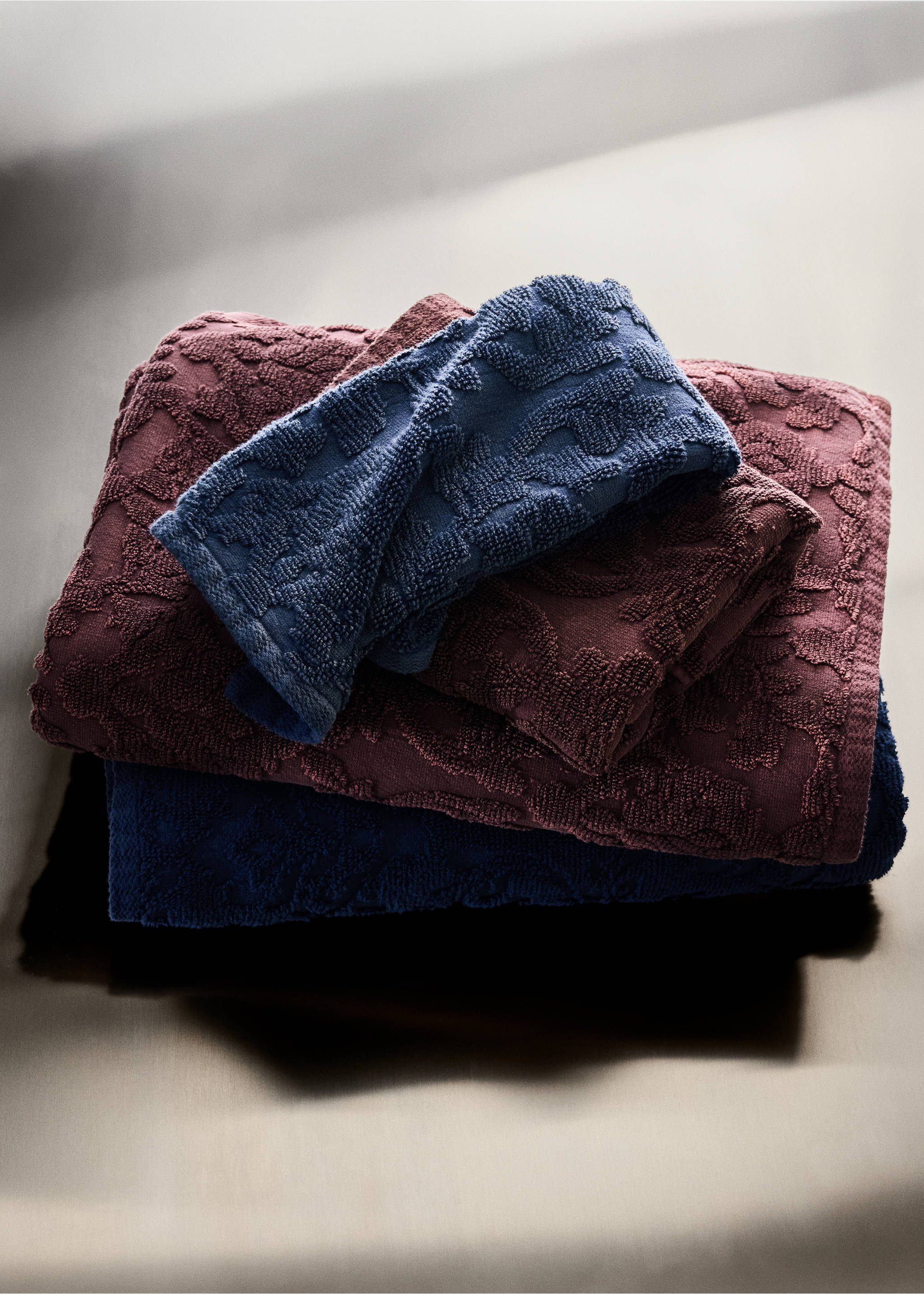 Badetuch aus Jacquard-Baumwolle - Allgemeine Ansicht, Rosa. Ref: 37002951-00.