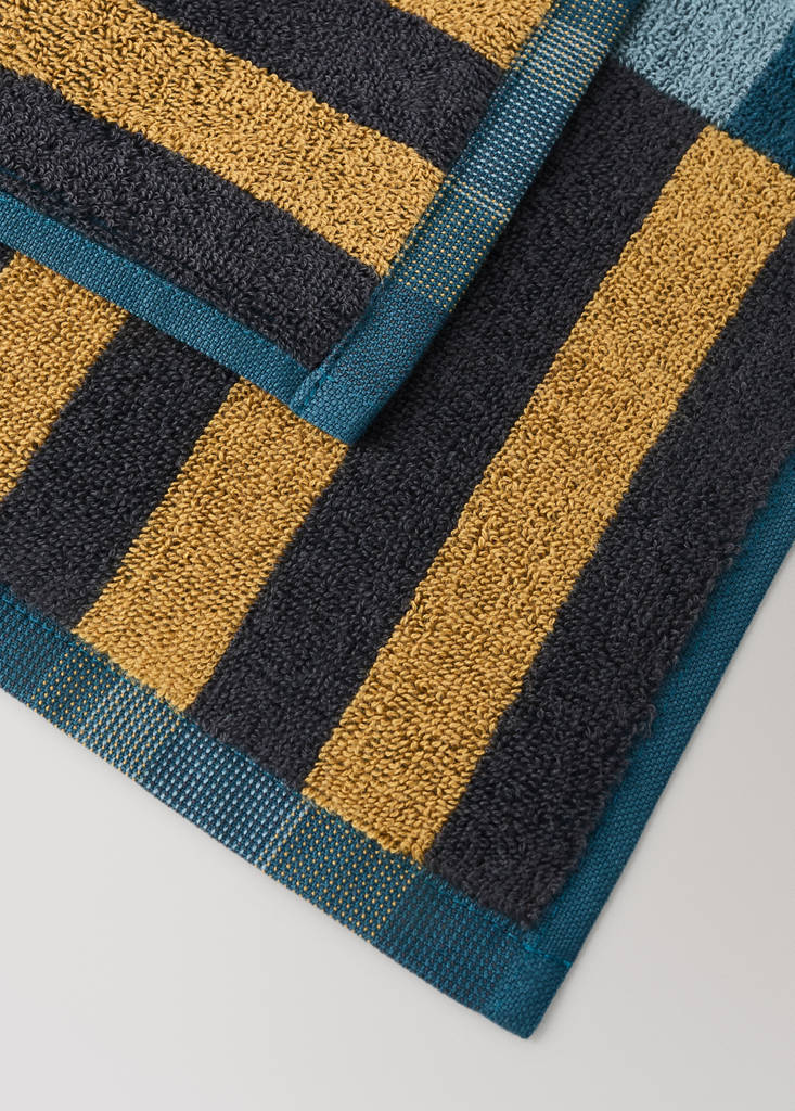 Multicoloured striped cotton bath towel — Blue