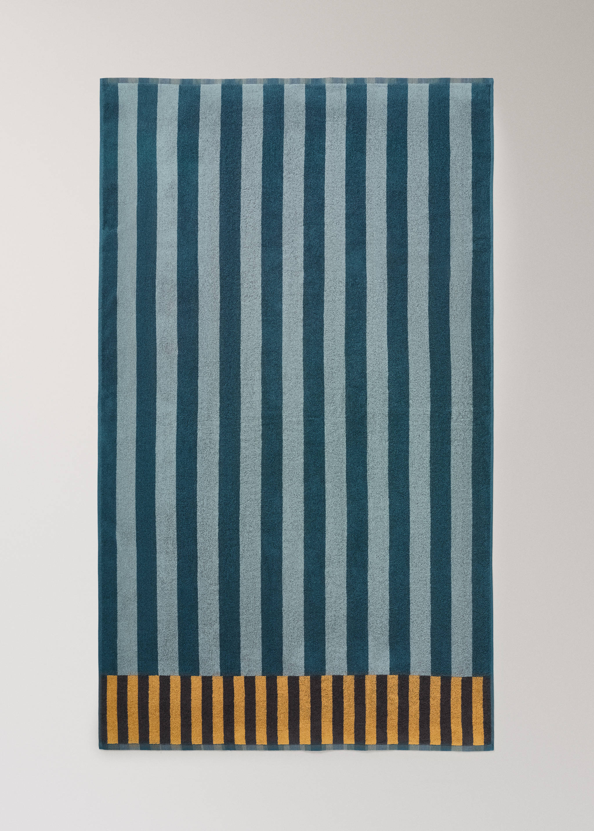 Multicoloured striped cotton bath towel - Details of the article 3