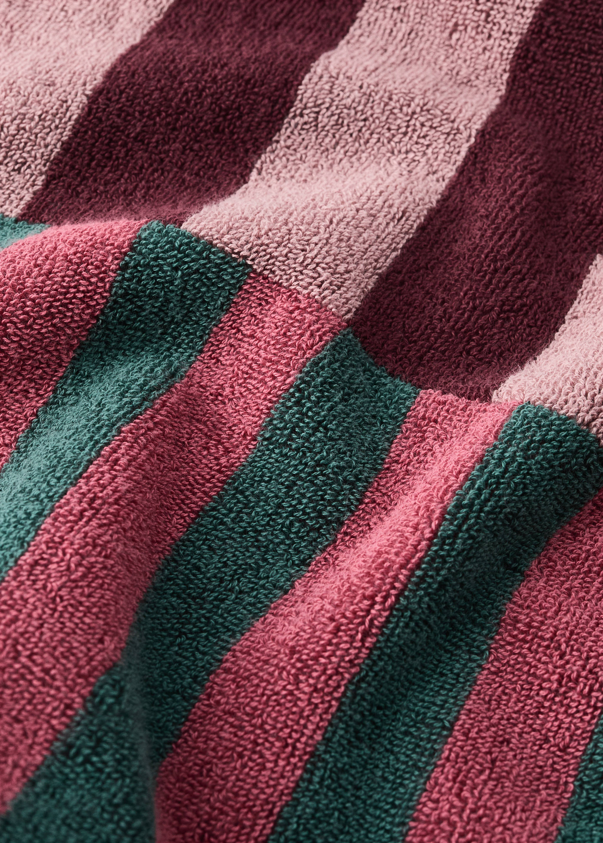 Multicoloured striped cotton bath towel - Details of the article 1