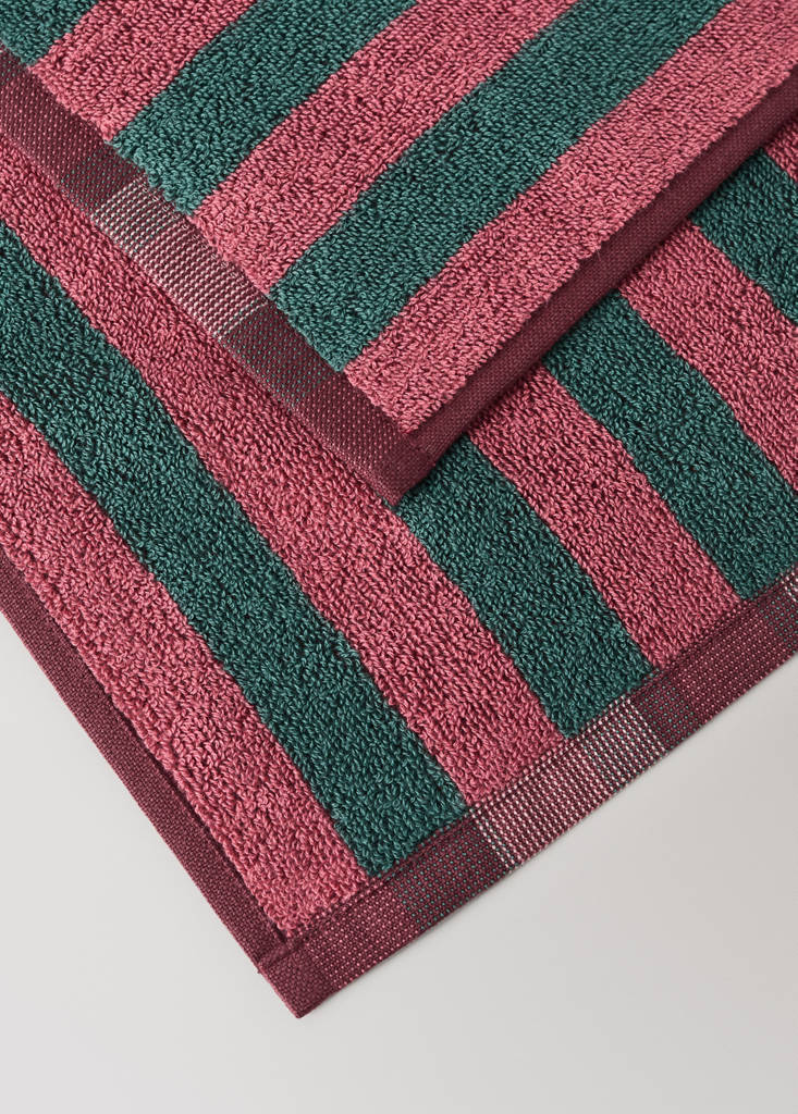 Multicoloured striped cotton bath towel — Burgundy