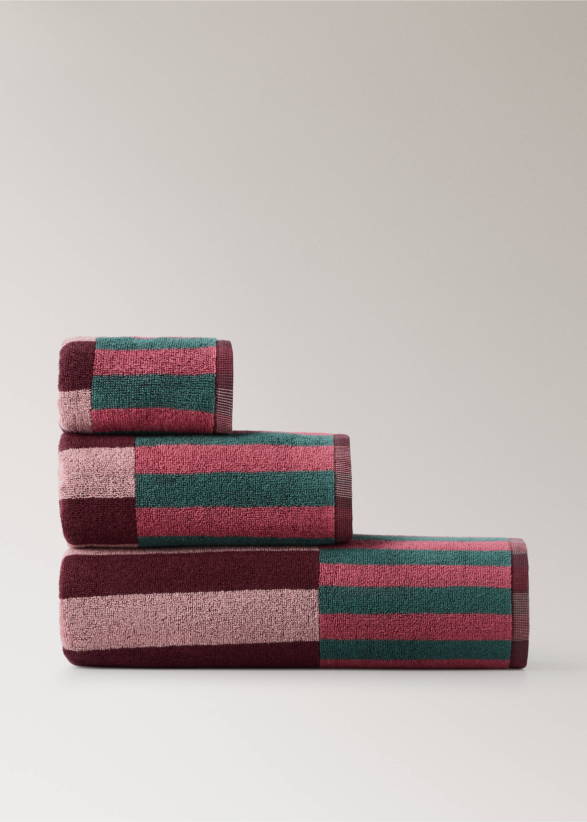 Multicoloured striped cotton bath towel - Article without model, Burgundy. Ref: 37002957-00.