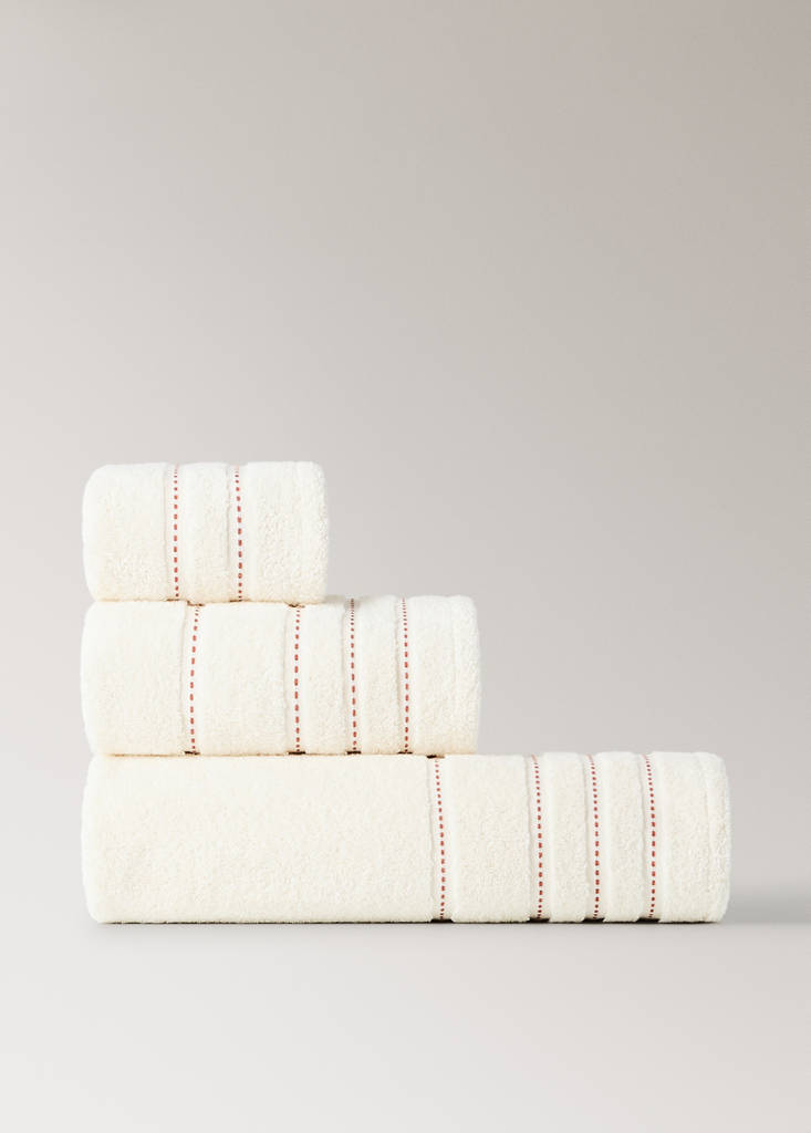 Cotton hand towel with topstitching