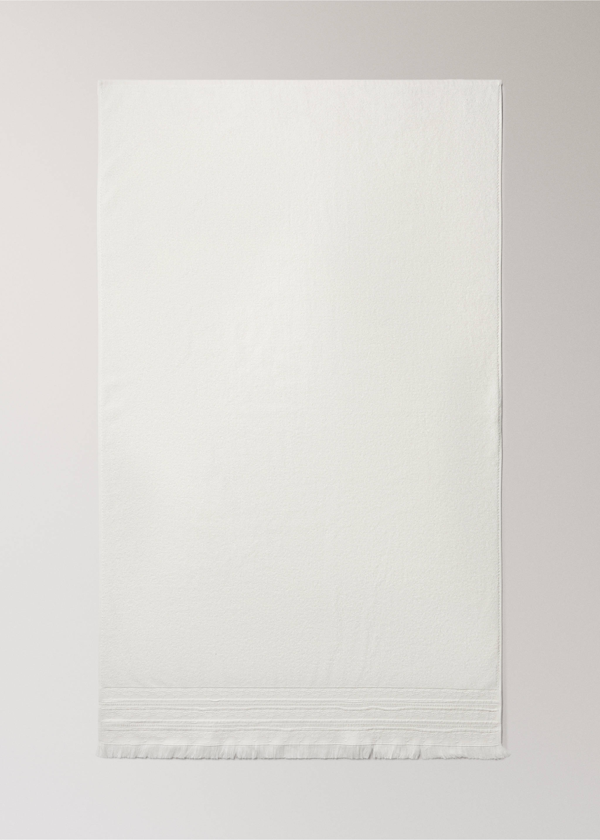 Cotton terry bath towel with tassels - Details of the article 3, Ecru. Ref: 37002973-00.