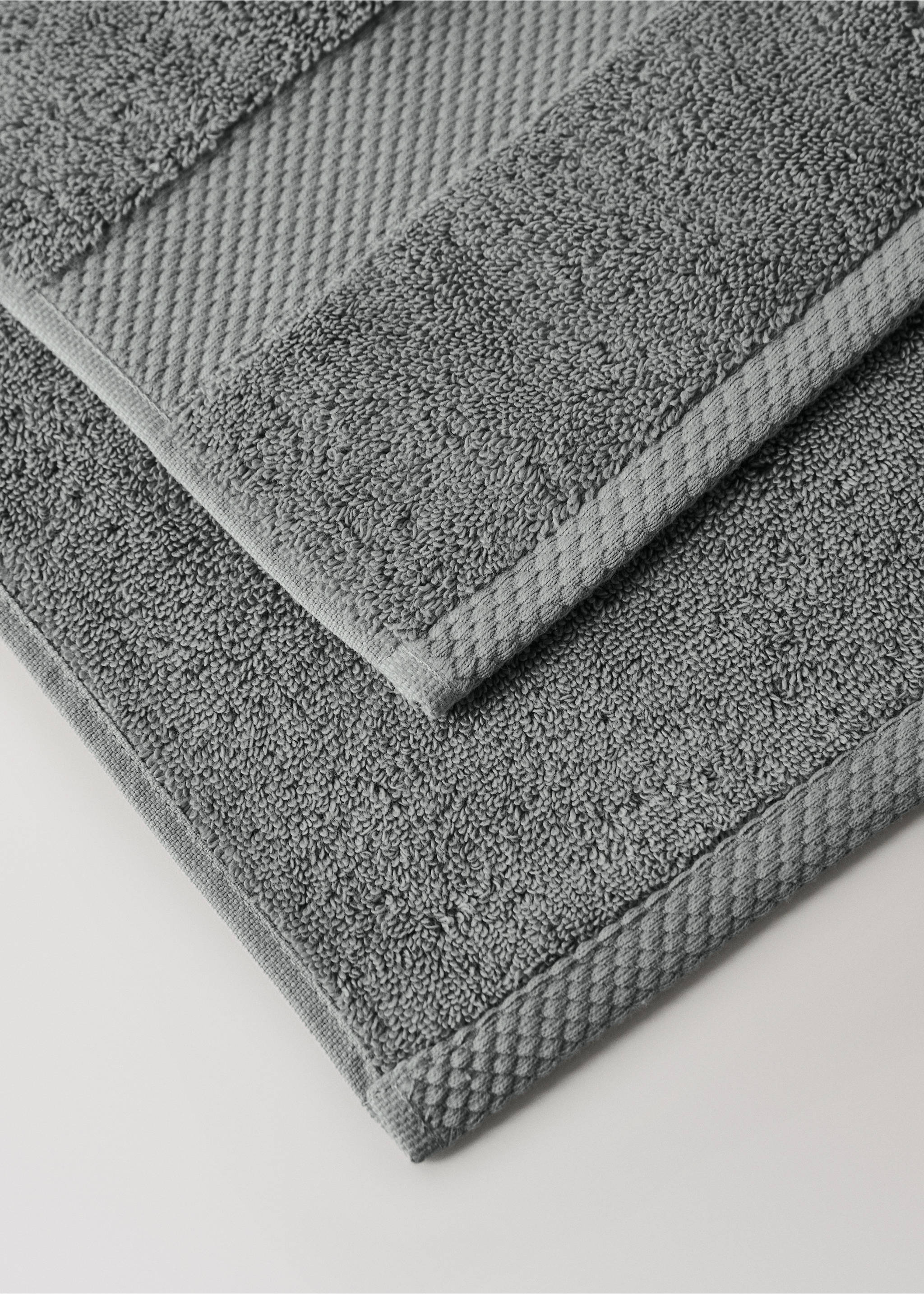 Extra-soft cotton hand towel - Details of the article 2, Medium Vintage Blue. Ref: 37002975-00.