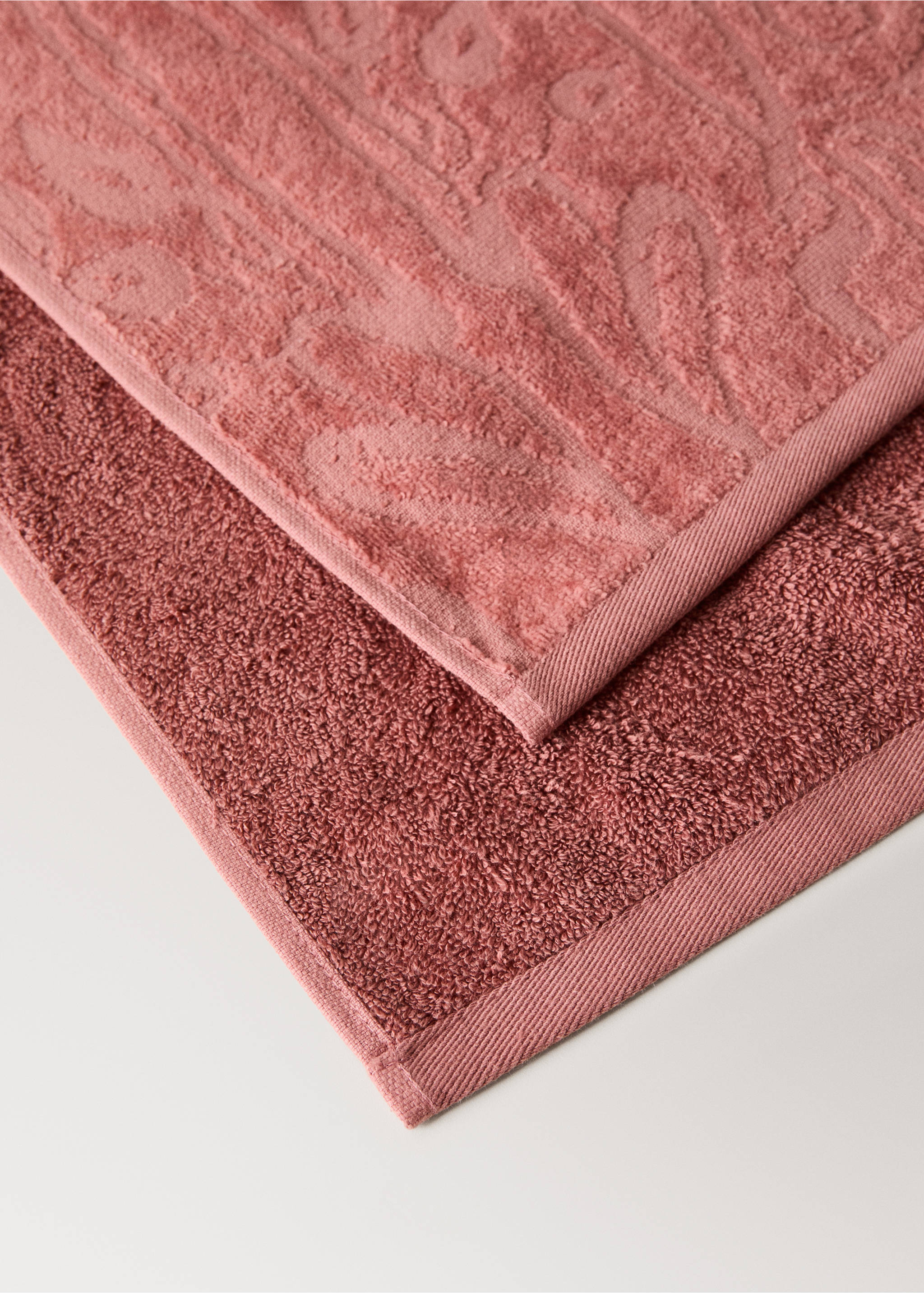 Cotton jacquard washbasin towel - Details of the article 2, Burnt Orange. Ref: 37002979-00.