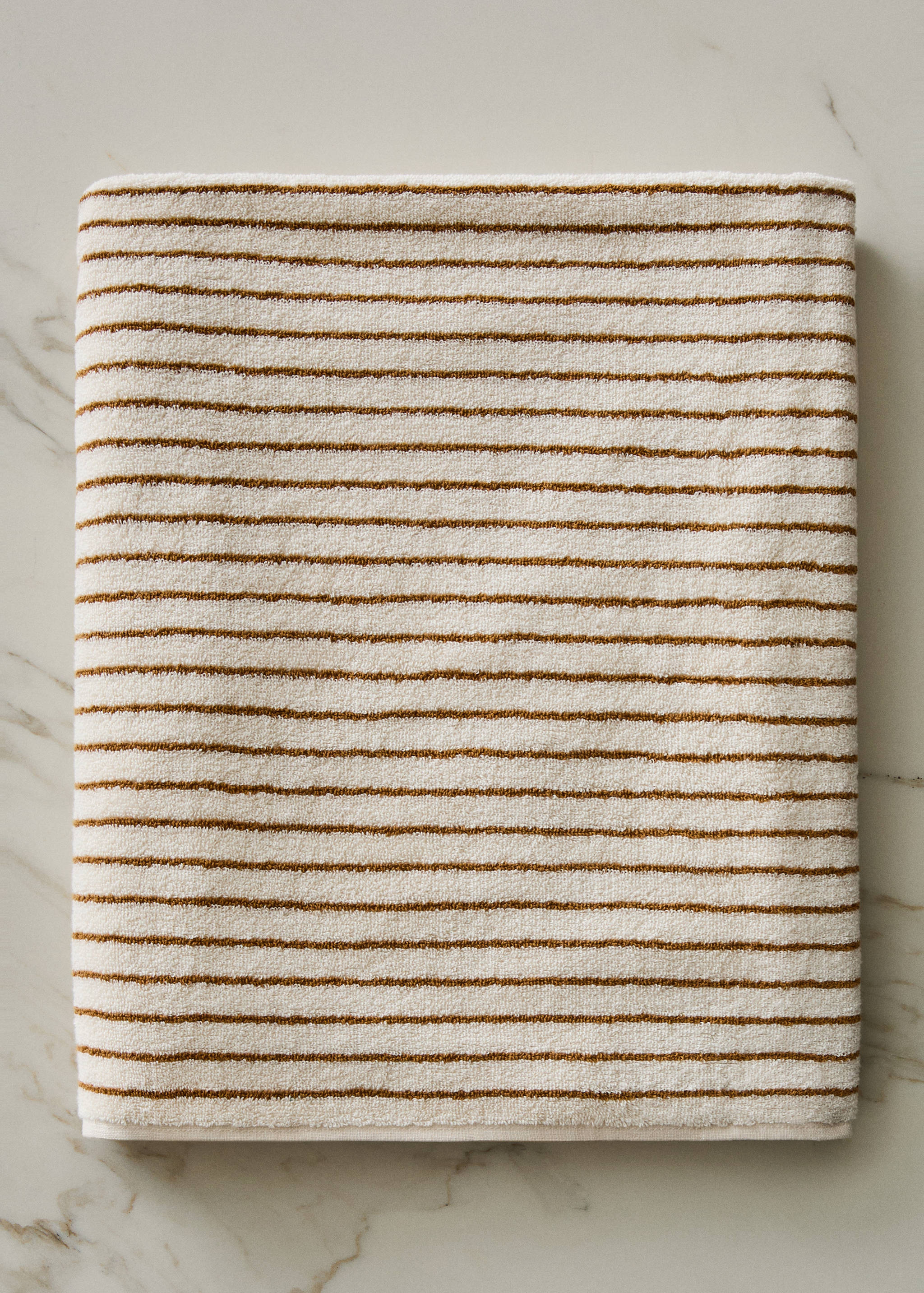 Cotton striped bath towel - General plane