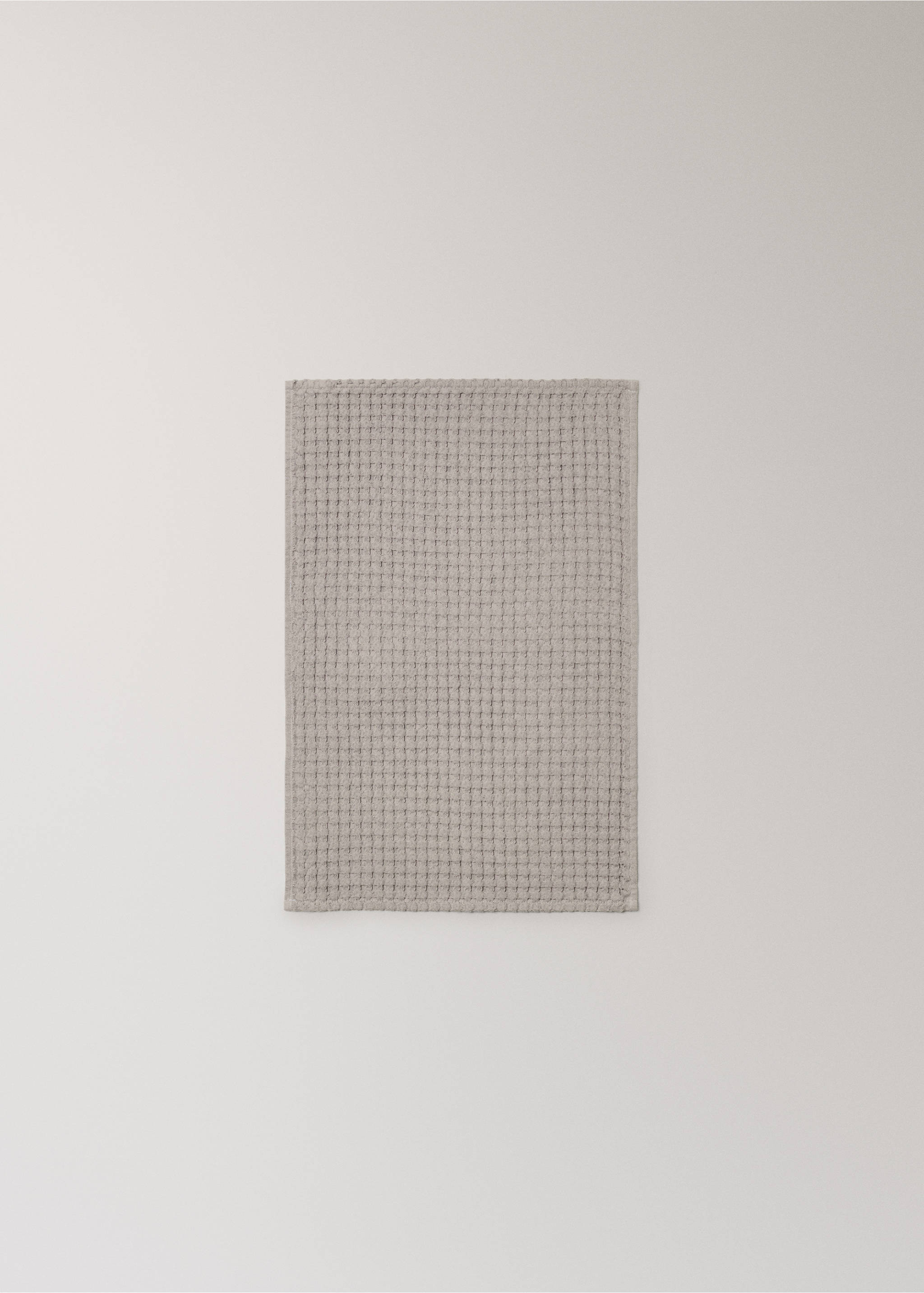 Cotton waffle hand towel - Details of the article 3, Light/Pastel Grey. Ref: 37002992-00.