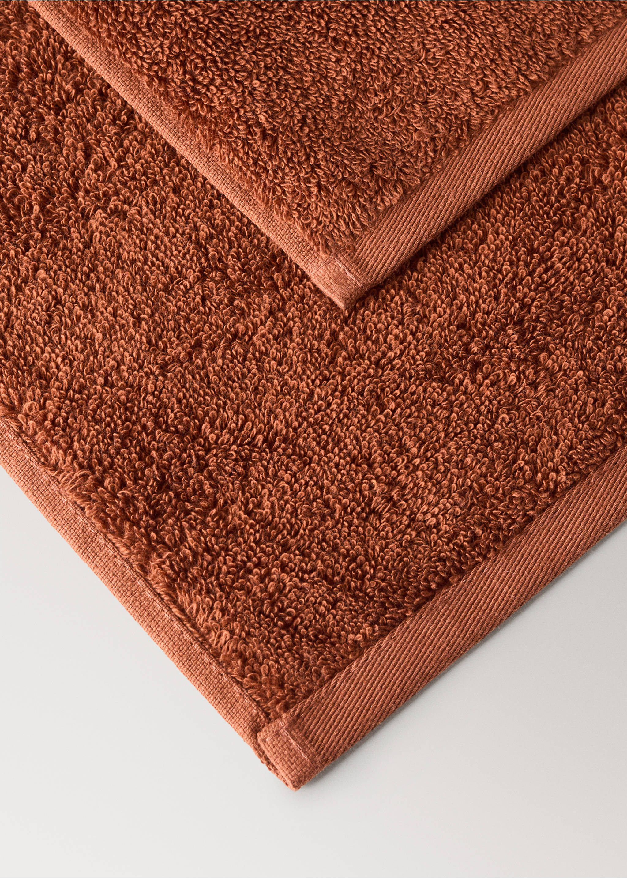 Soft cotton bath towel - Details of the article 2, Russet. Ref: 37002993-00.
