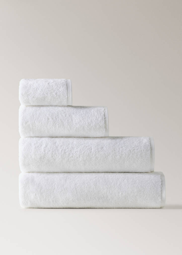 Soft cotton shower towel — White