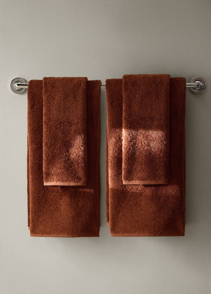 Soft cotton washbasin towel — Russet