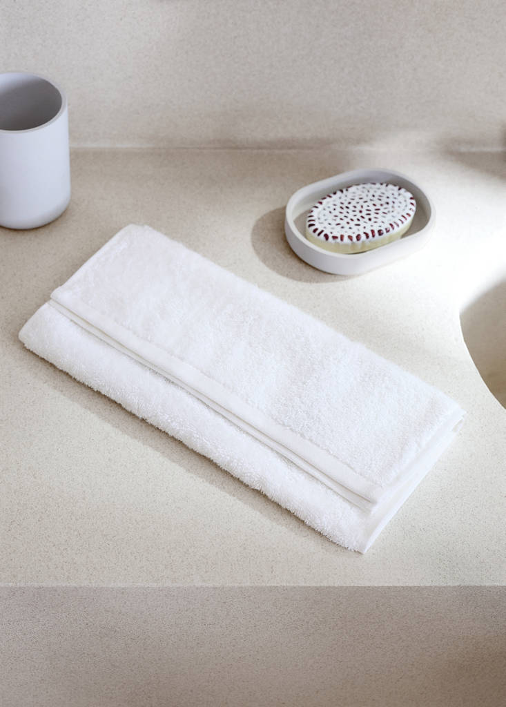 Soft cotton towel — White