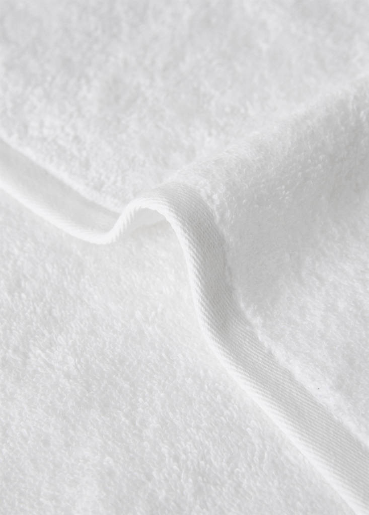 Soft cotton towel — White