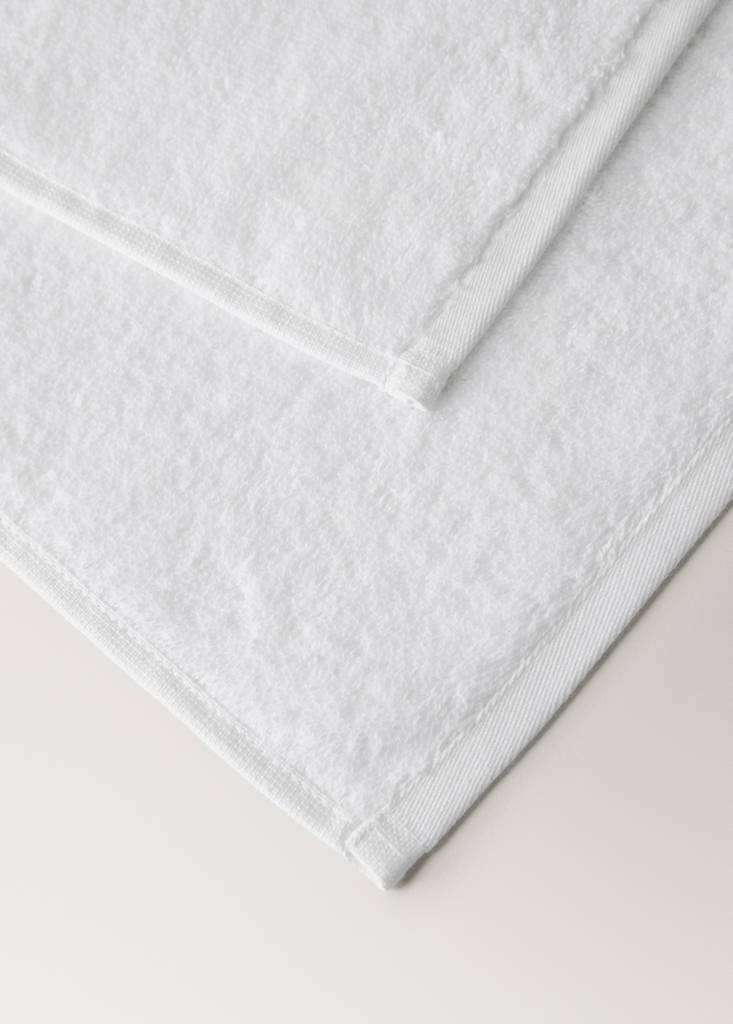 Soft cotton towel — White