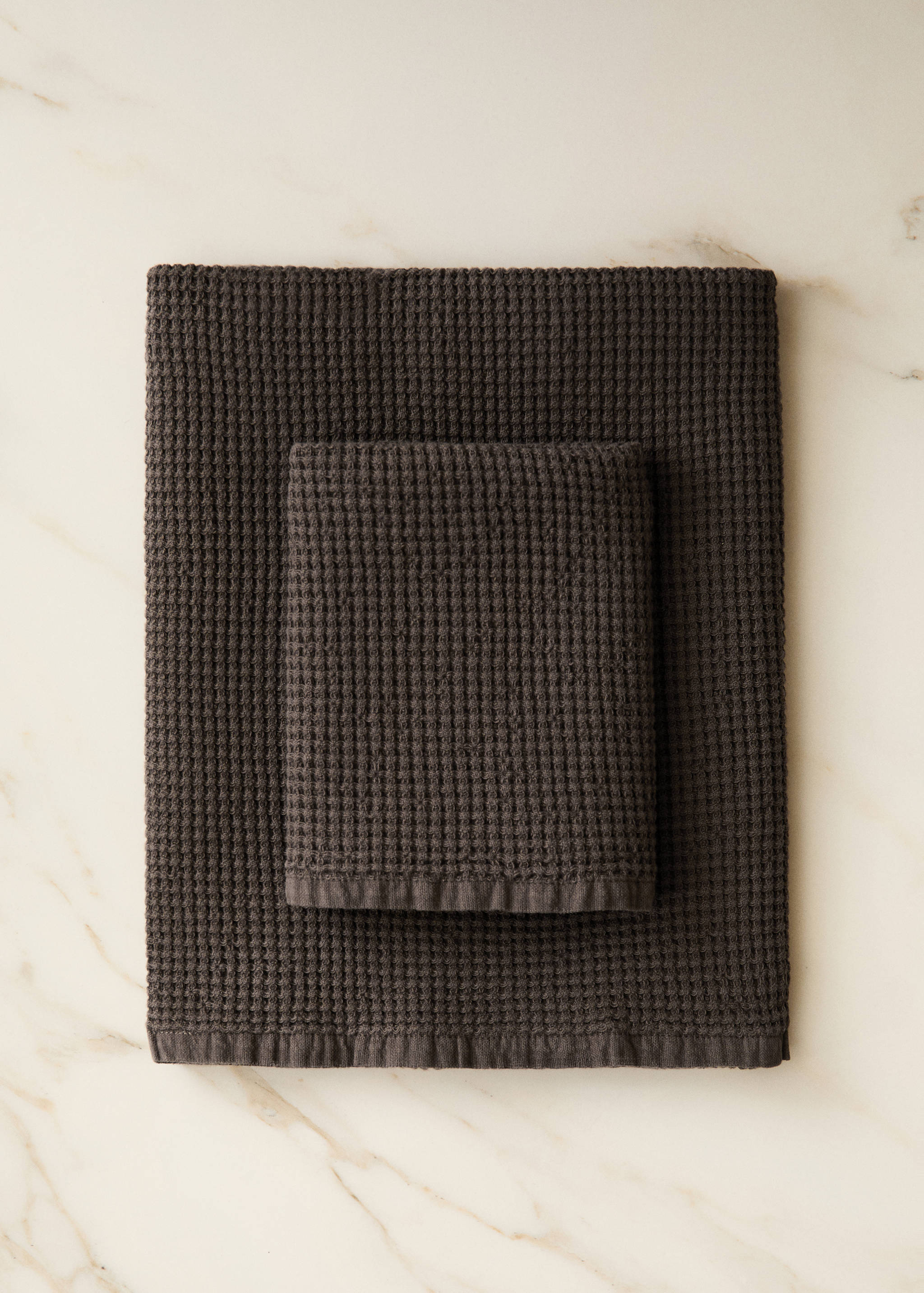 Cotton waffle washbasin towel - General plane