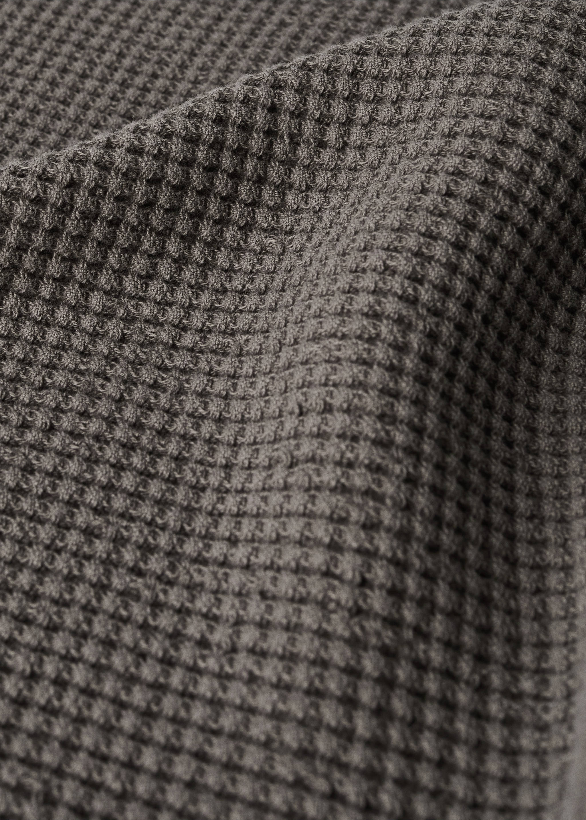 Cotton waffle washbasin towel - Details of the article 1, Coffee. Ref: 37002998-00.