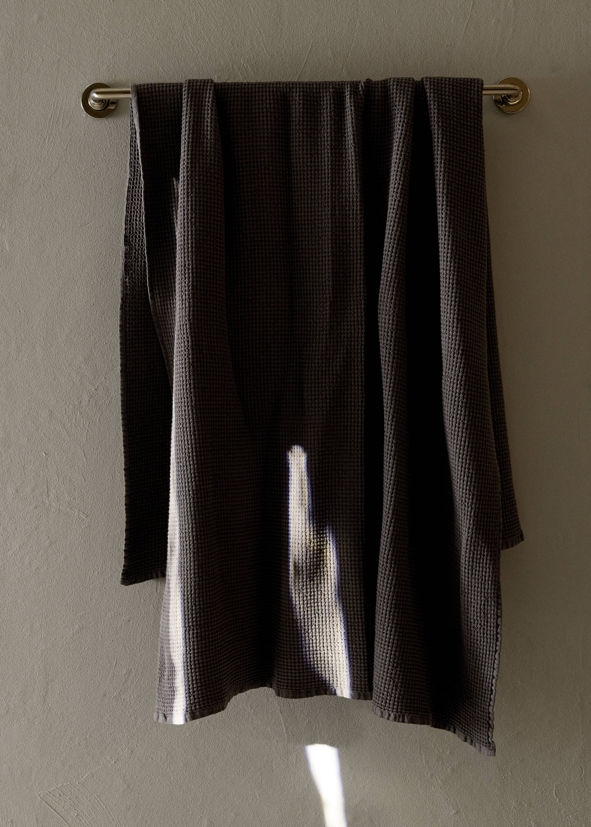 Cotton waffle bath towel - General plane