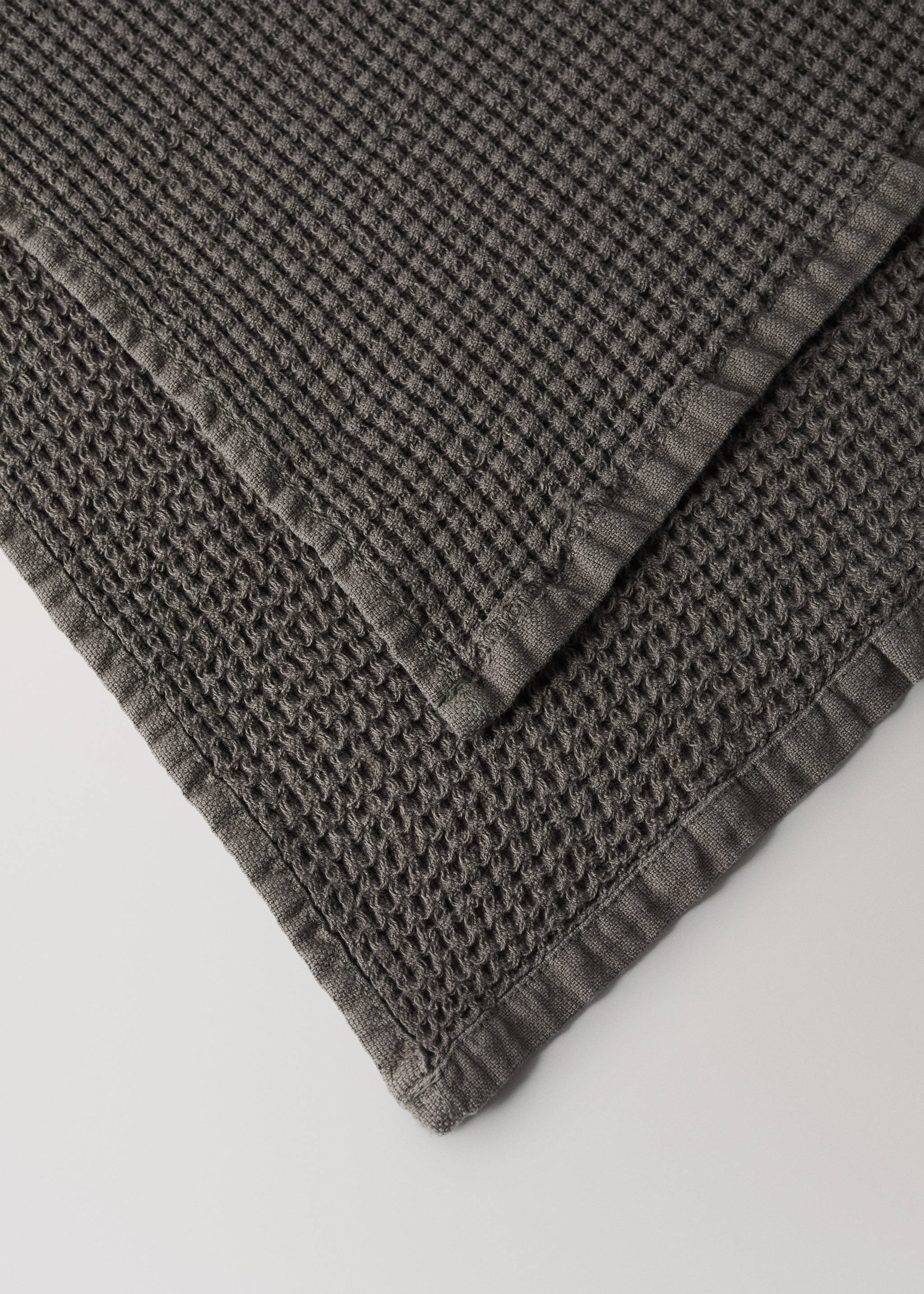 Cotton waffle bath towel - Details of the article 2