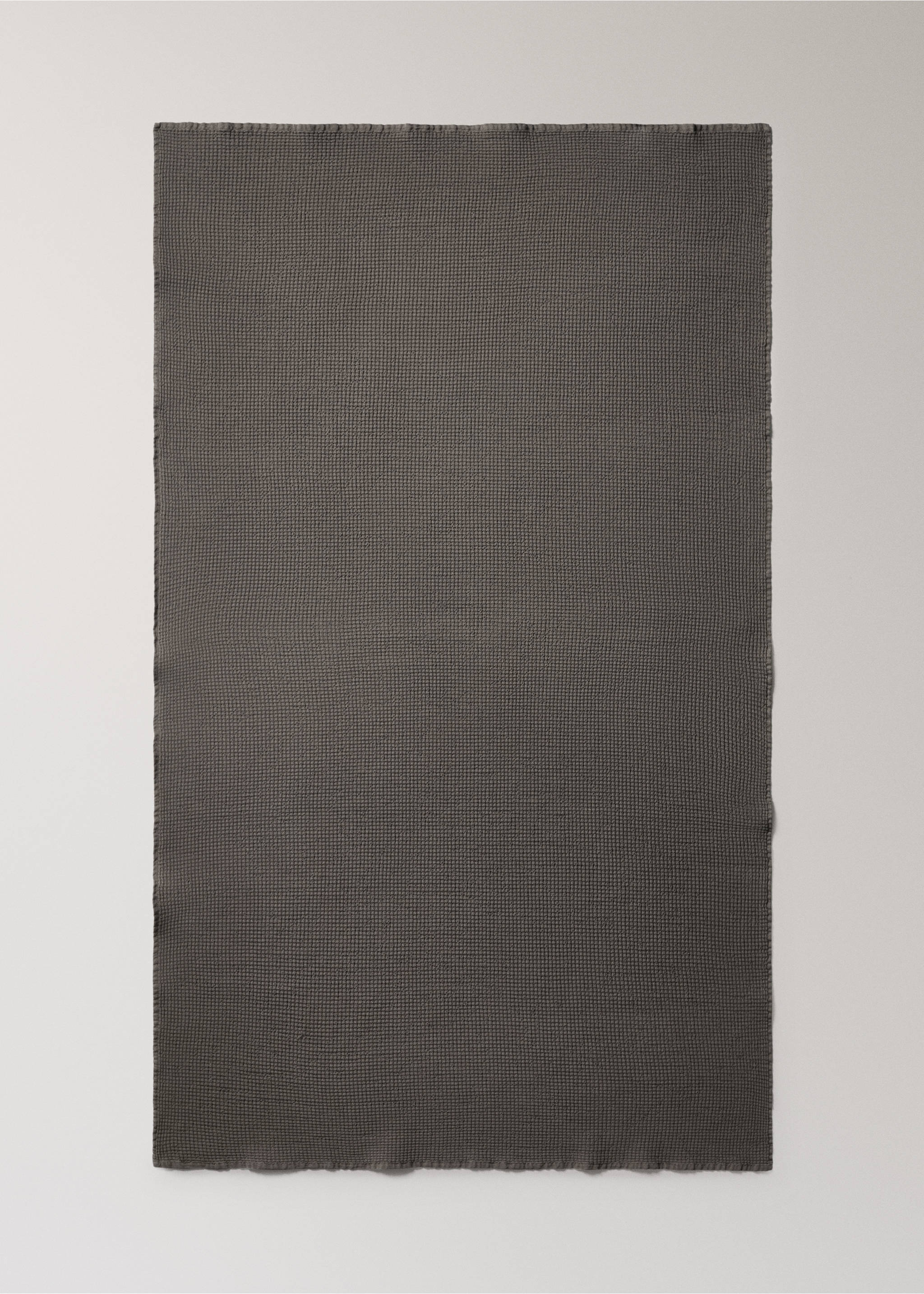 Cotton waffle bath towel - Details of the article 3, Coffee. Ref: 37002999-00.