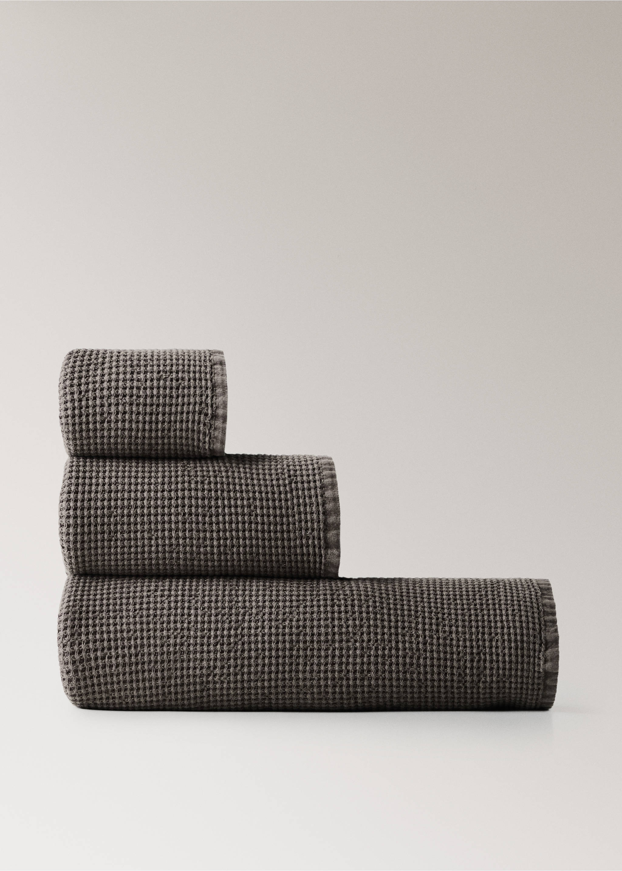 Cotton waffle hand towel - Article without model, Coffee. Ref: 37003000-00.