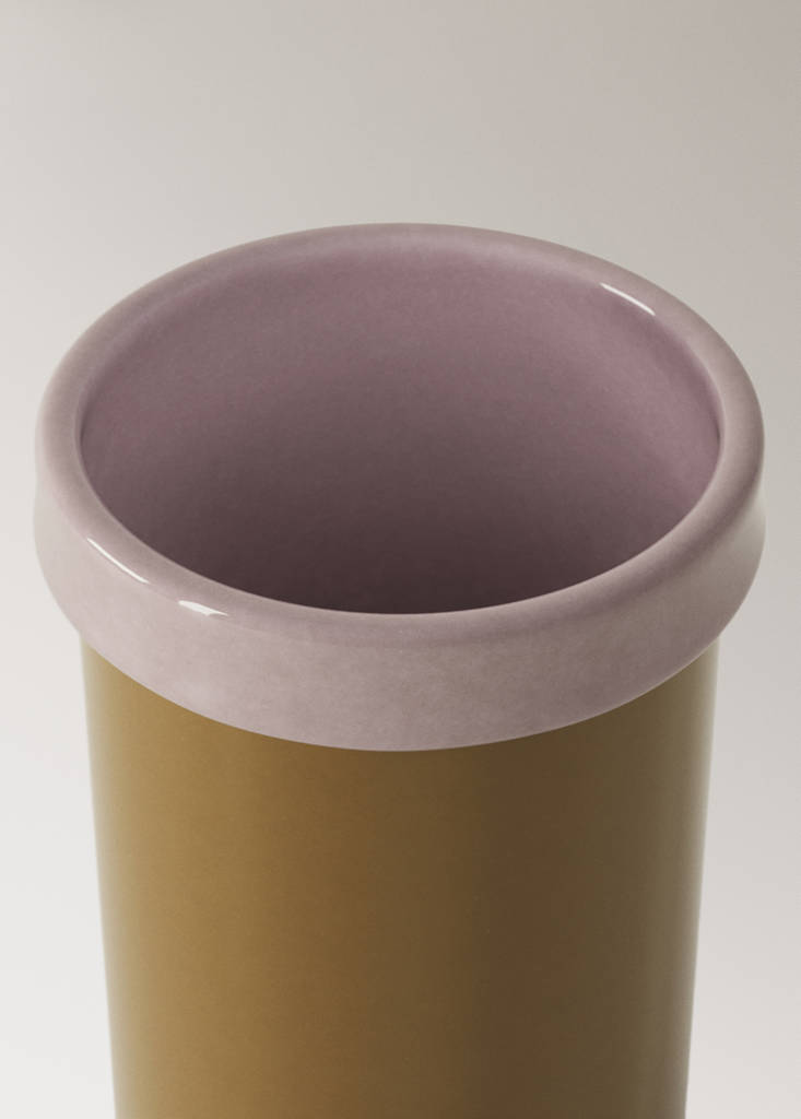 Two-tone vase, 100% glass — Brown