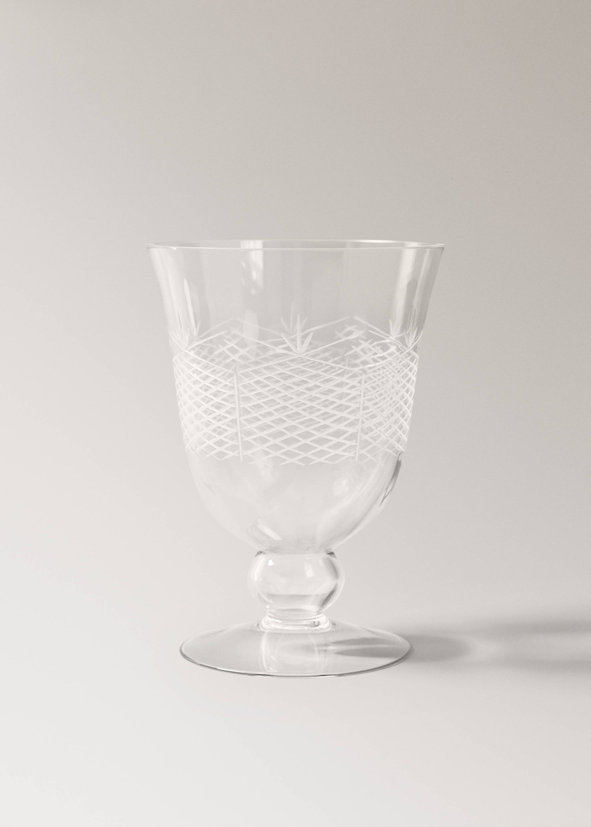 Glass vase with etched details - Article without model
