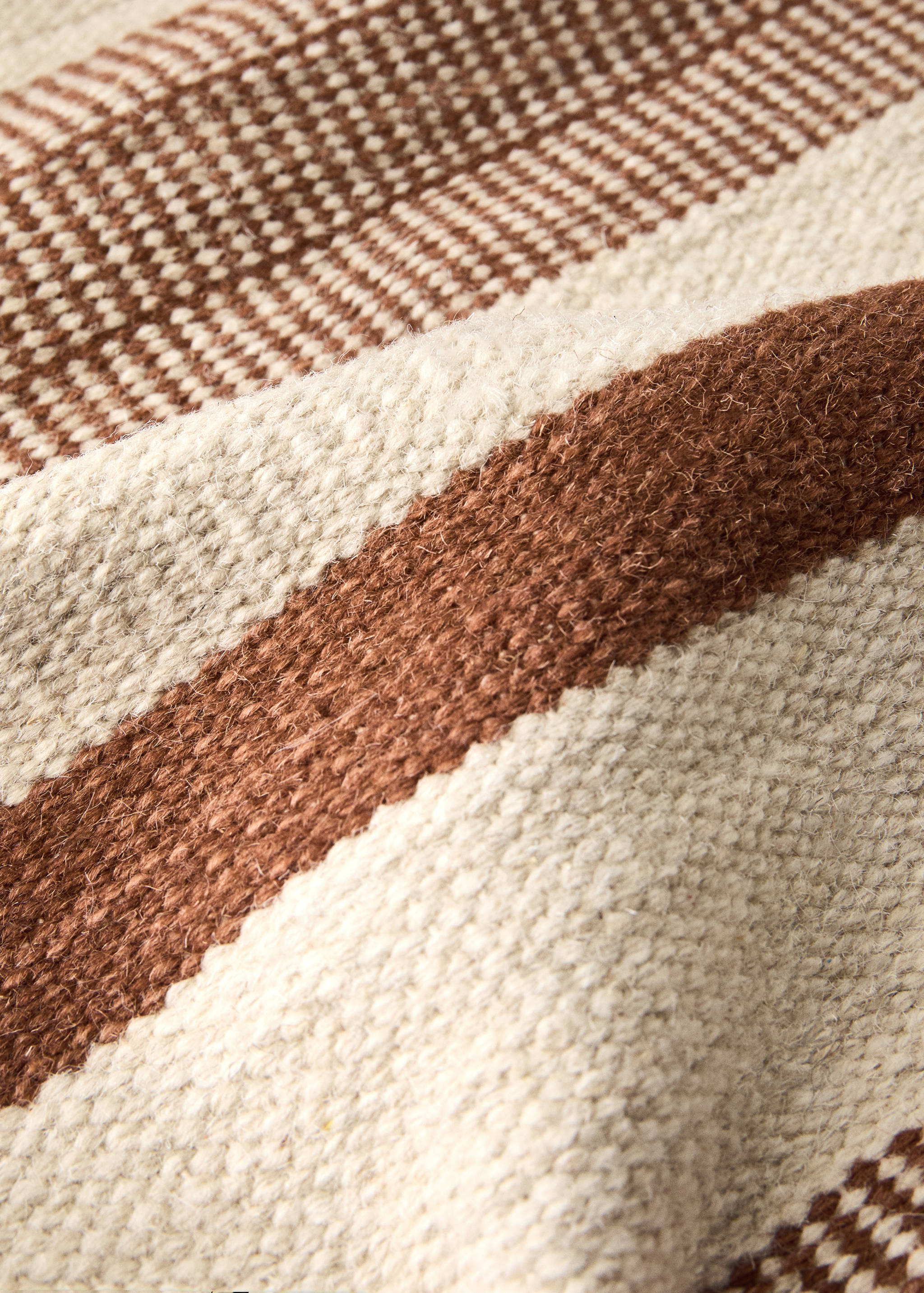 Wool stripe rug - Details of the article 1