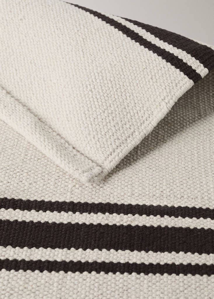 Small 100% cotton striped rug — Chocolate