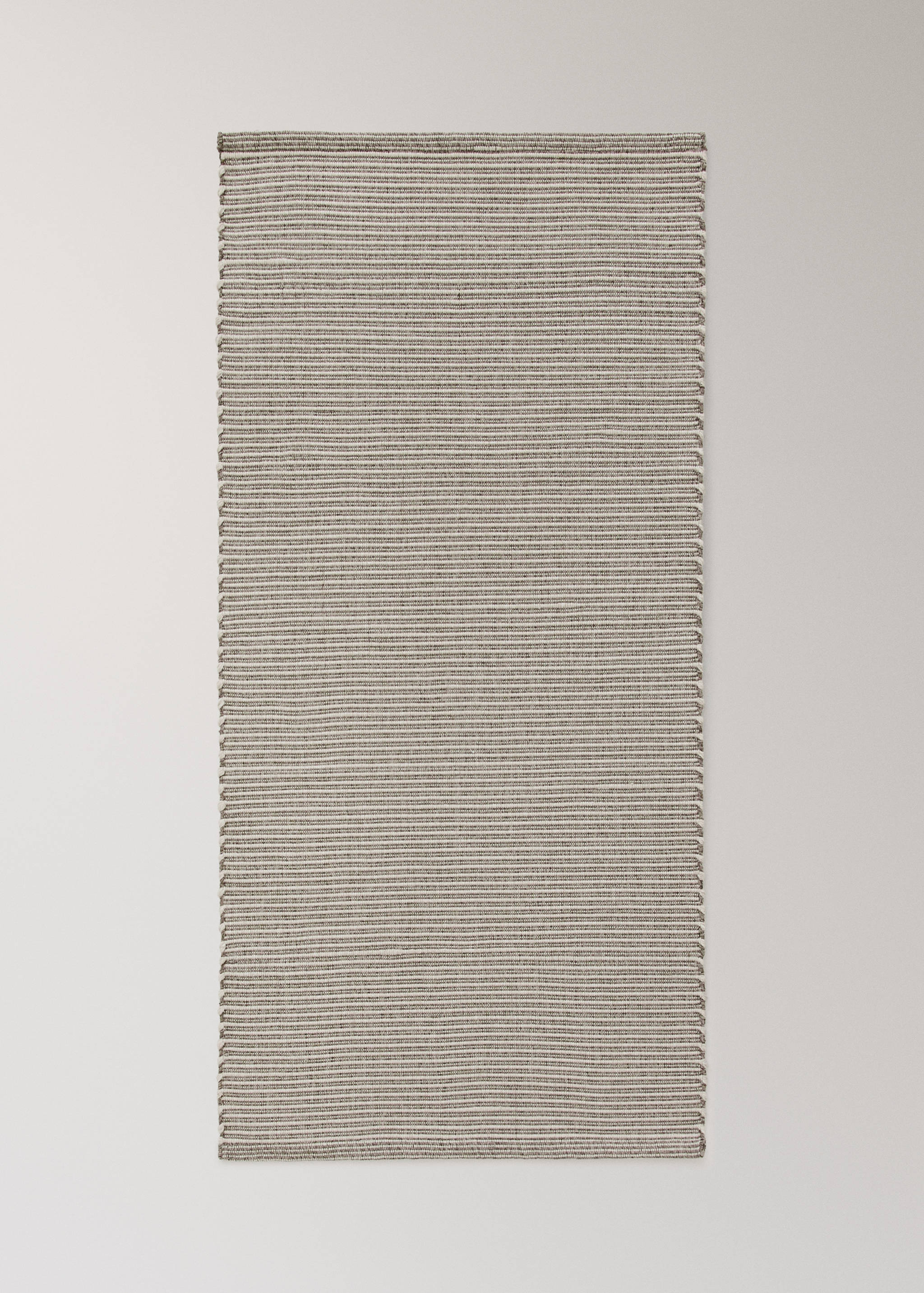 Striped design carpet - Article without model