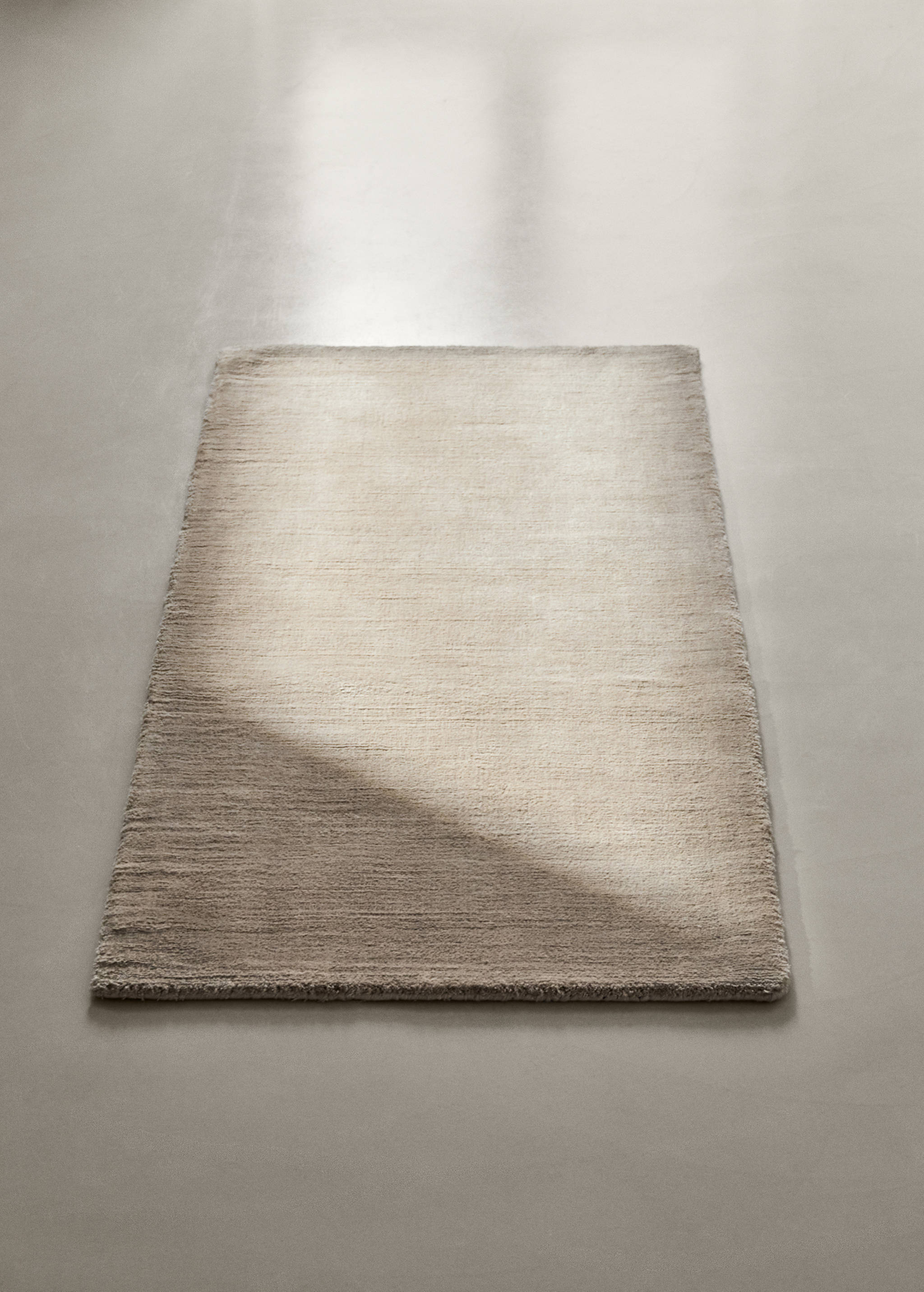 Satin-finish rug, 60x120 - General plane