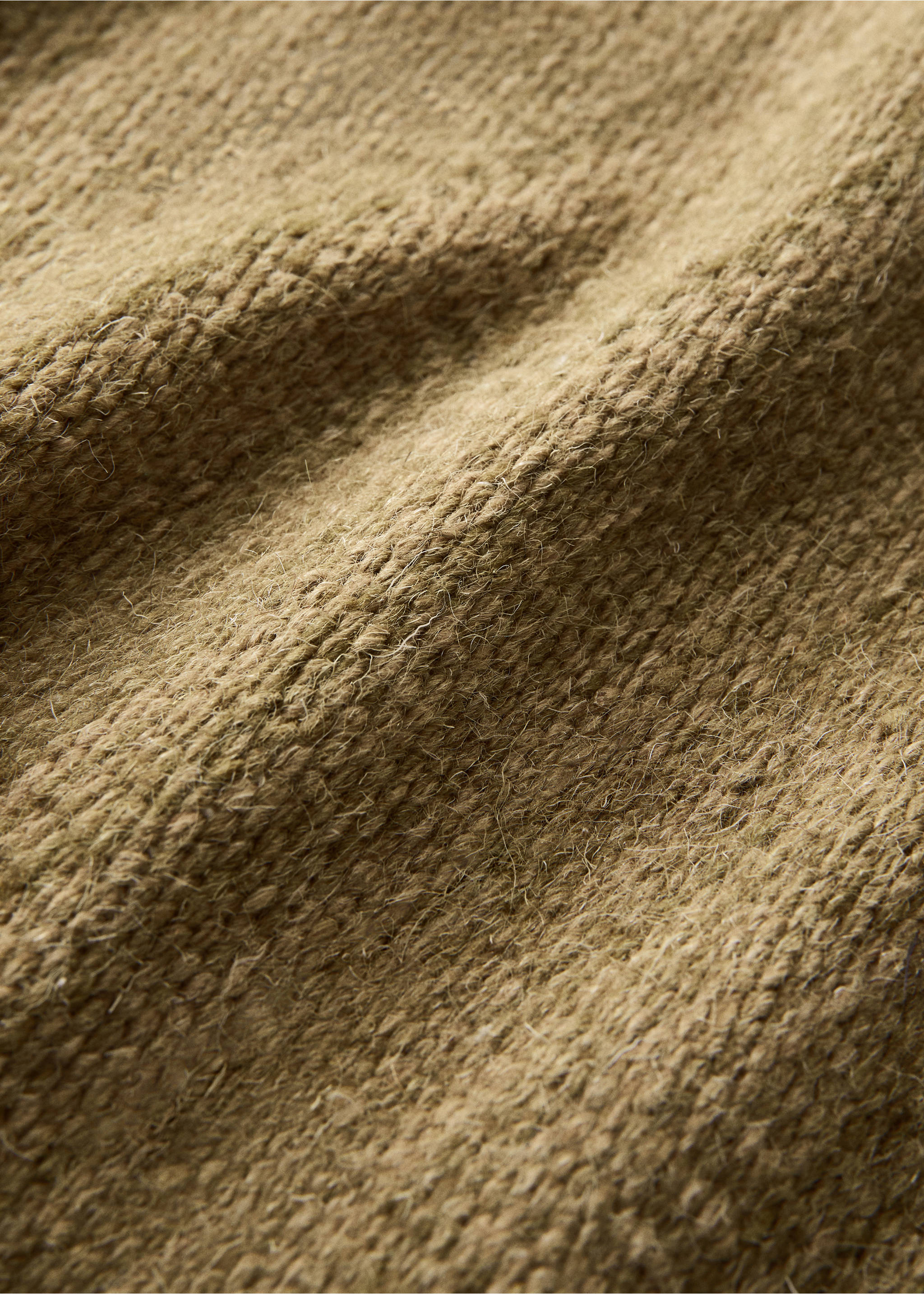 Medium melange carpet with stitched border - Details of the article 1, Ochre. Ref: 37003308-00.
