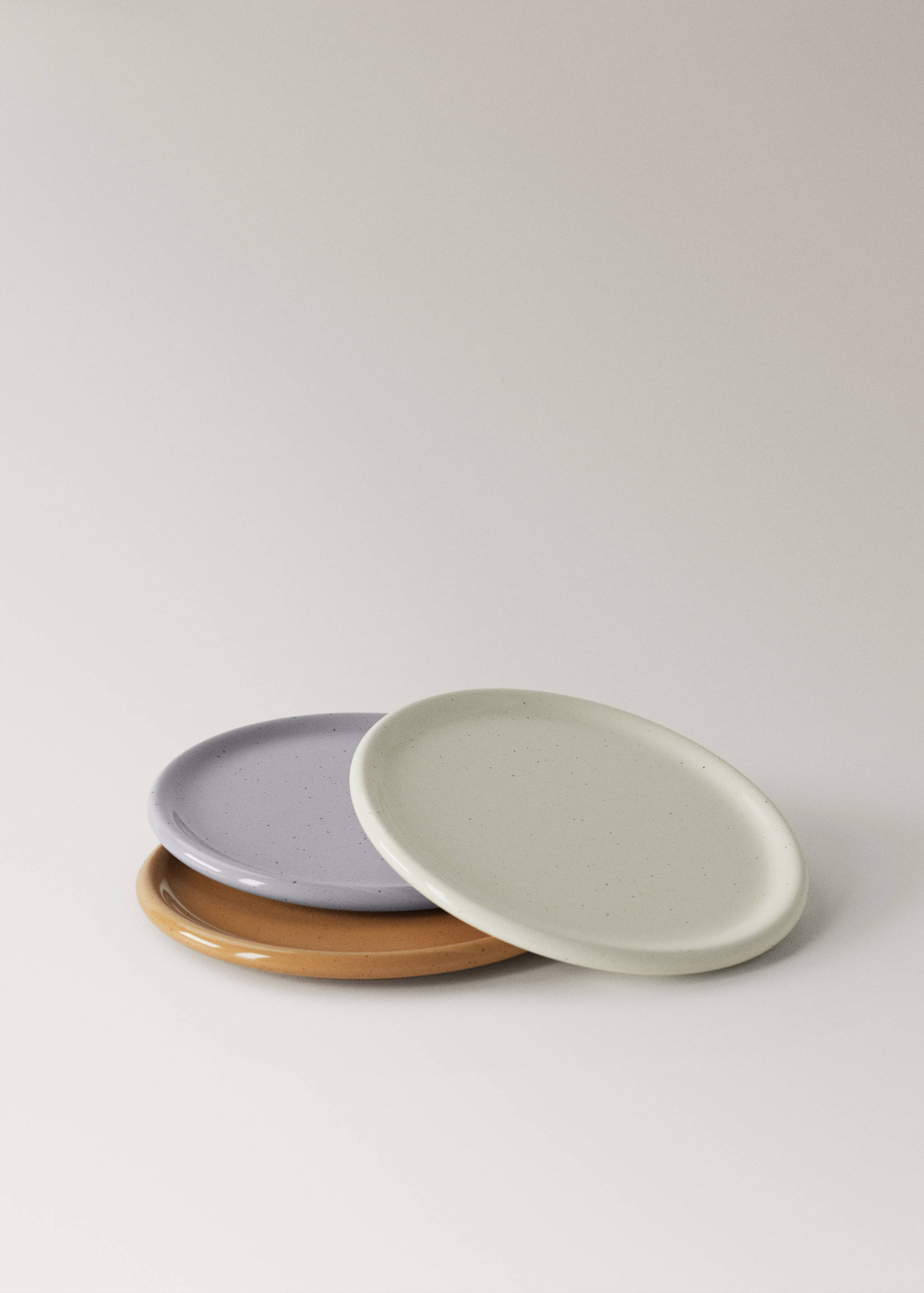 Stoneware coasters with spots - Details of the article 3