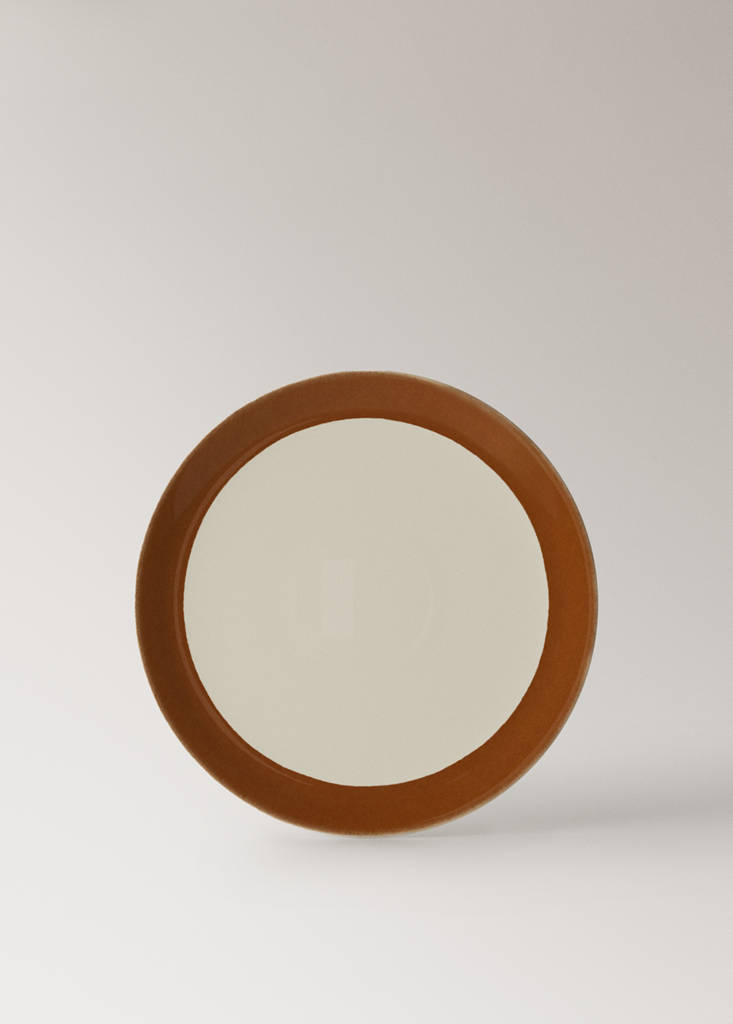 Hand-painted stoneware dinner plate — Leather