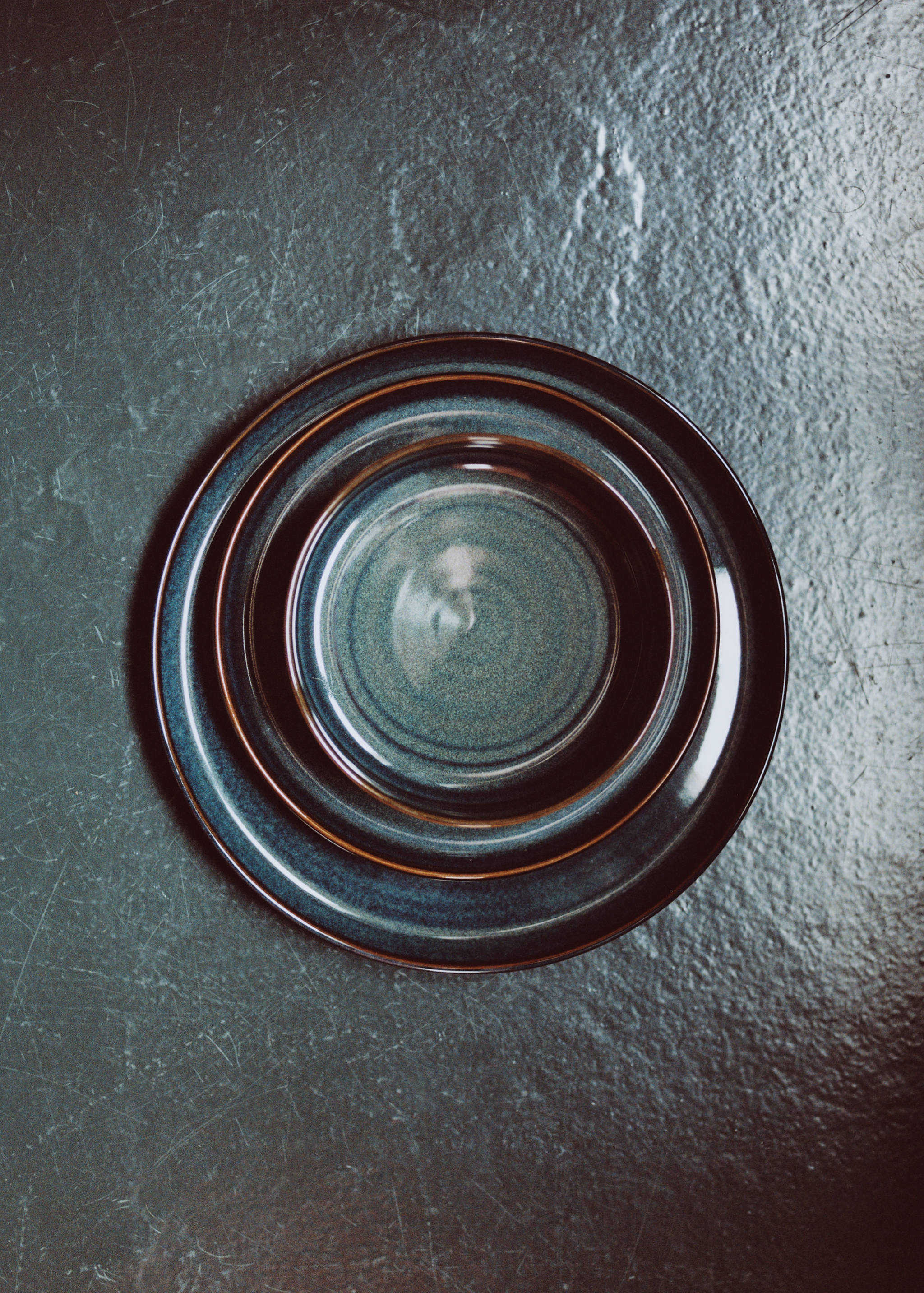 Smooth stoneware dinner plate - Details of the article 5