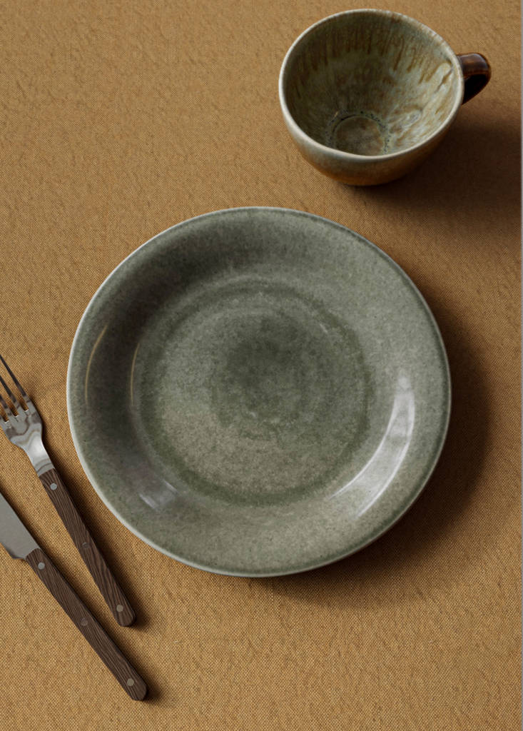 Gradient stoneware flat plate — Forest Green