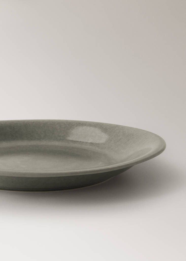 Gradient stoneware flat plate — Forest Green