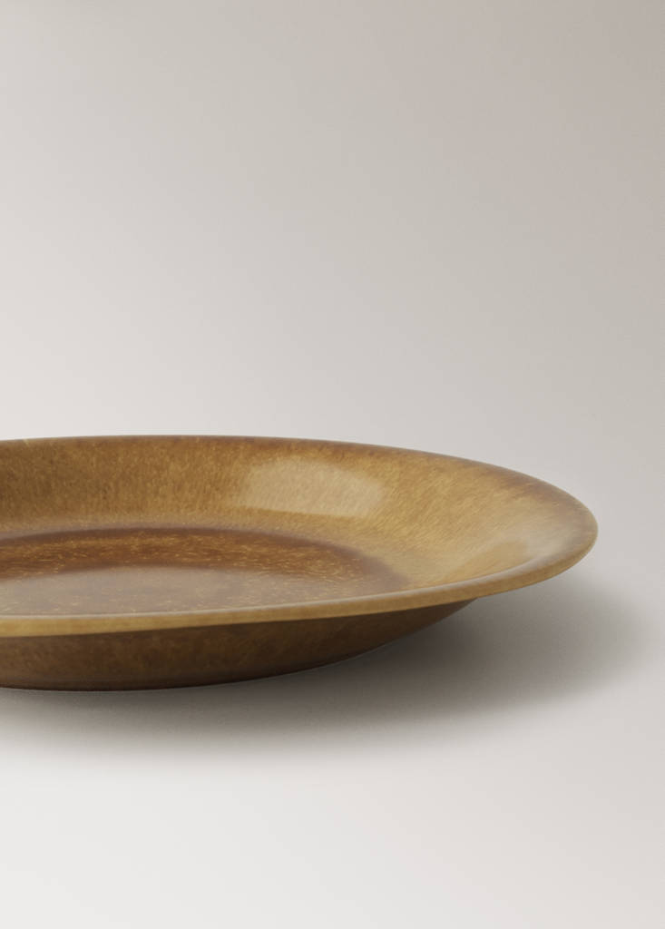 Gradient stoneware flat plate — Leather