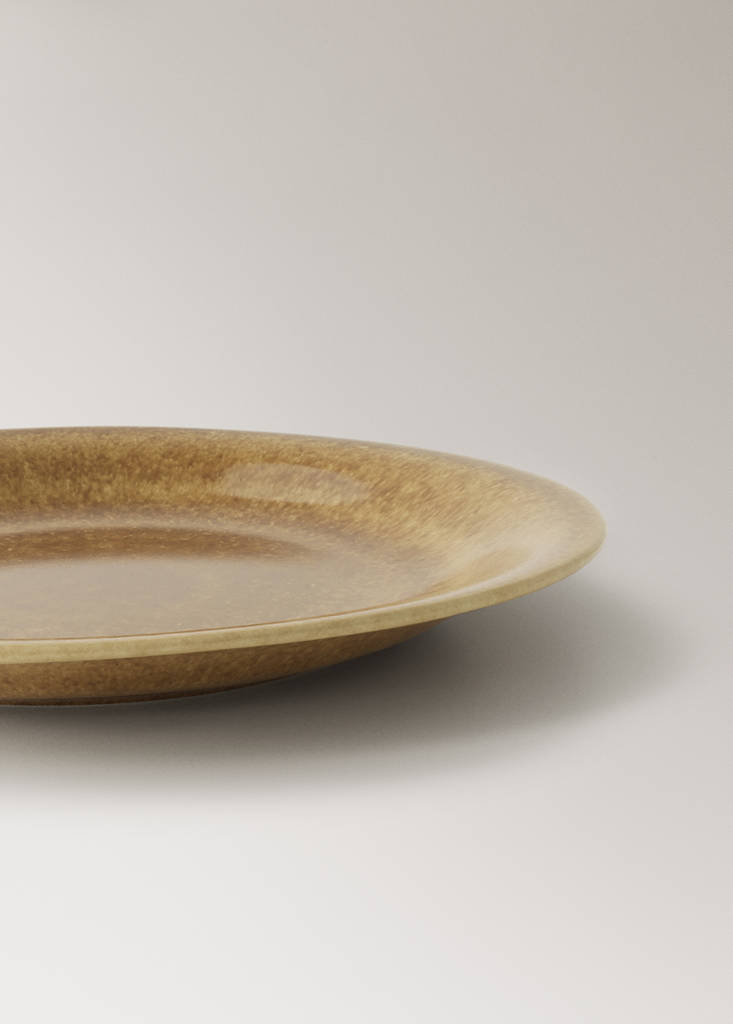 Gradient stoneware dessert plate — Leather