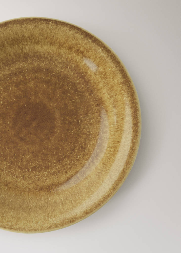 Gradient stoneware dessert plate — Leather