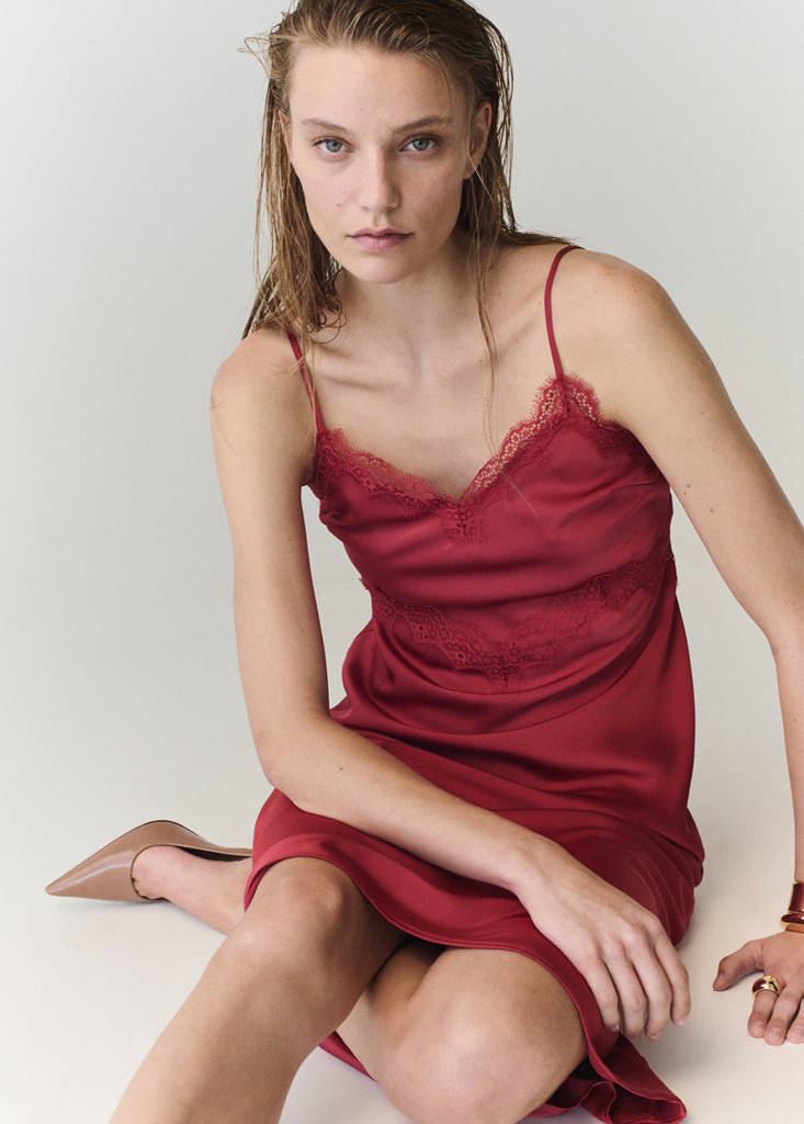 Satin lace dress — Red