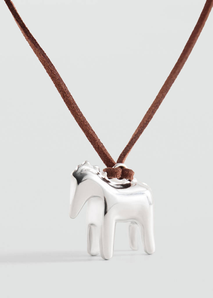 Metal pendant necklace — Silver
