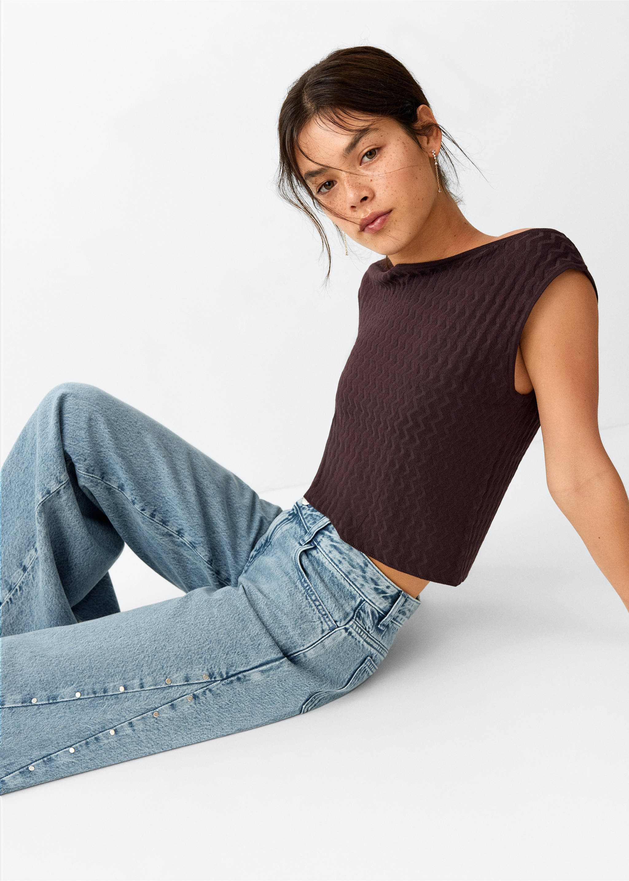 Wide-leg jeans with studded seams - Details of the article 3, Medium Blue. Ref: 37004087-00.